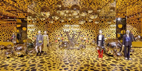 louis vuitton japanese artist|louis vuitton kusama.